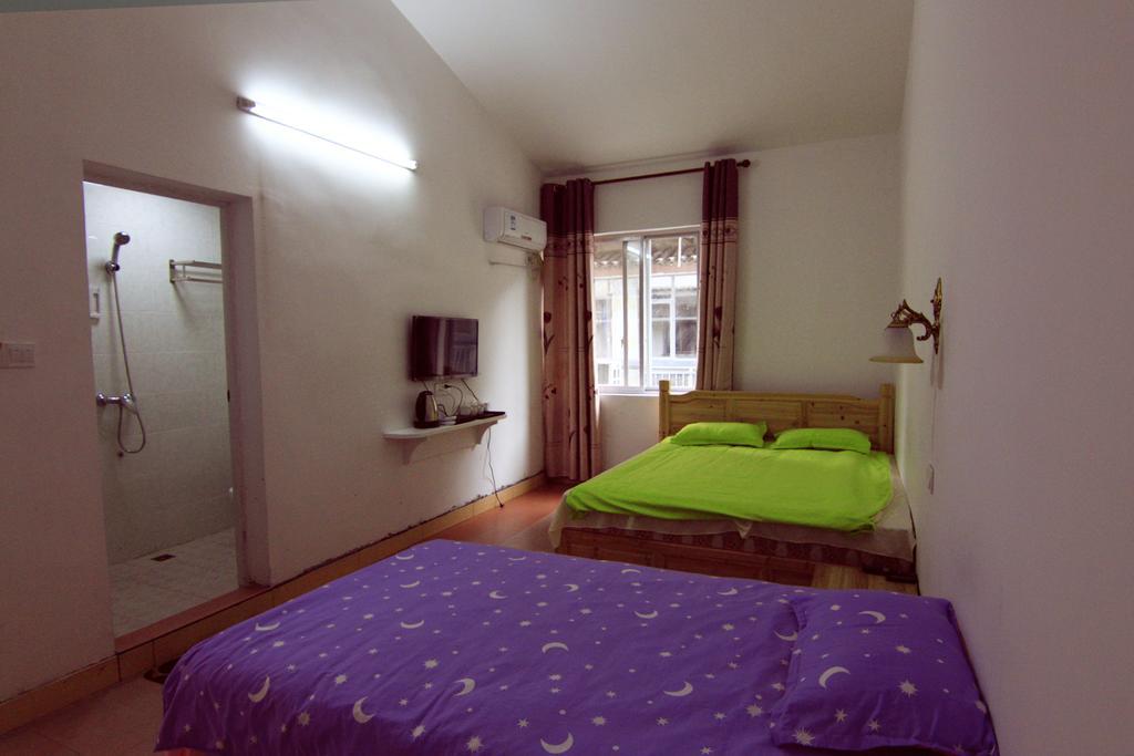 Lan Shan Chu Youth Hostel Yangshuo Ruang foto