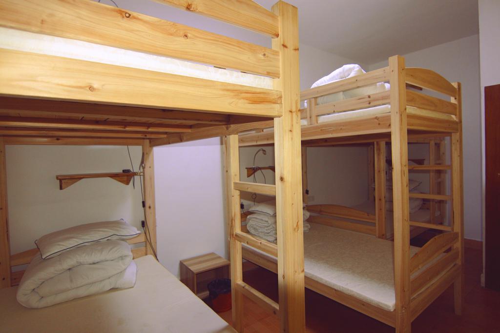 Lan Shan Chu Youth Hostel Yangshuo Ruang foto